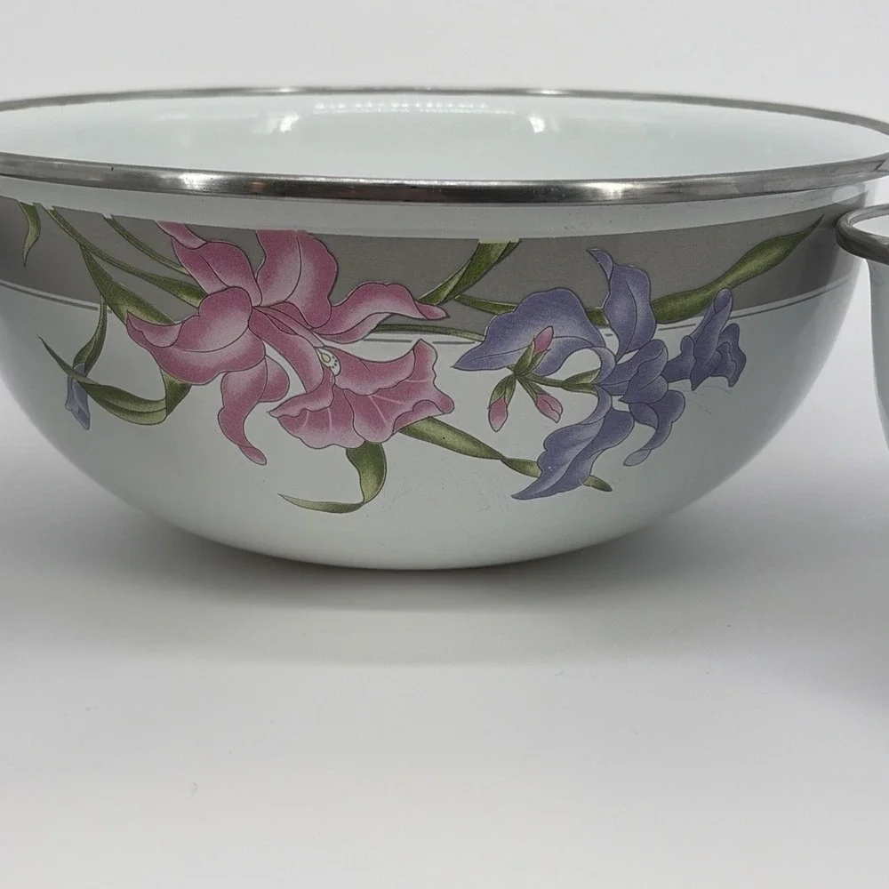 3 Vintage  Enameled Mixing Bowls Iris / Floral pattern GMI - Dishwasher Safe